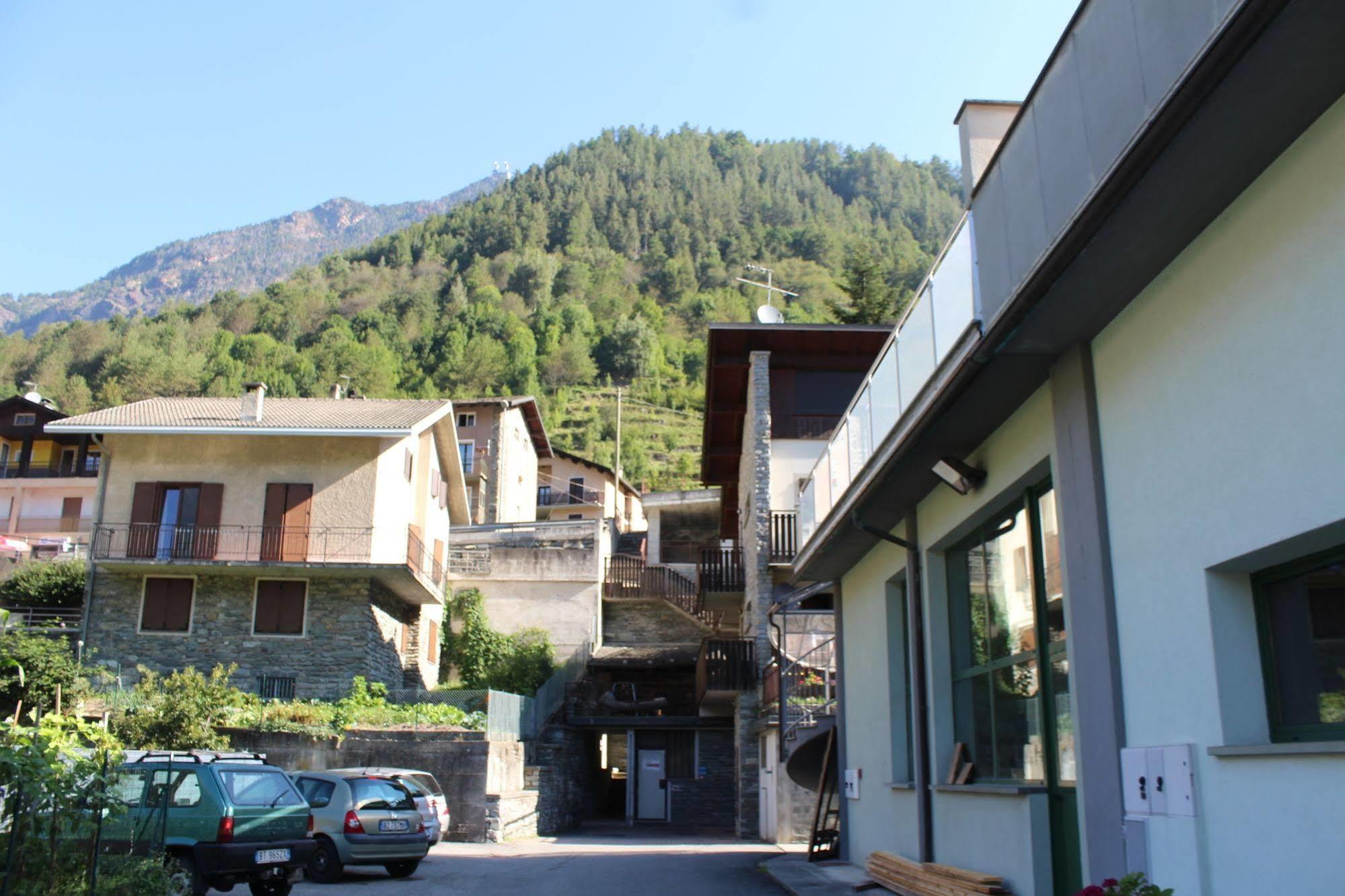 Lanterna Apartment 1 Chiesa in Valmalenco Exterior foto